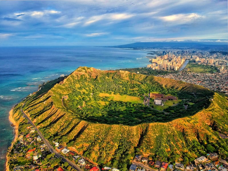 visit volcano oahu