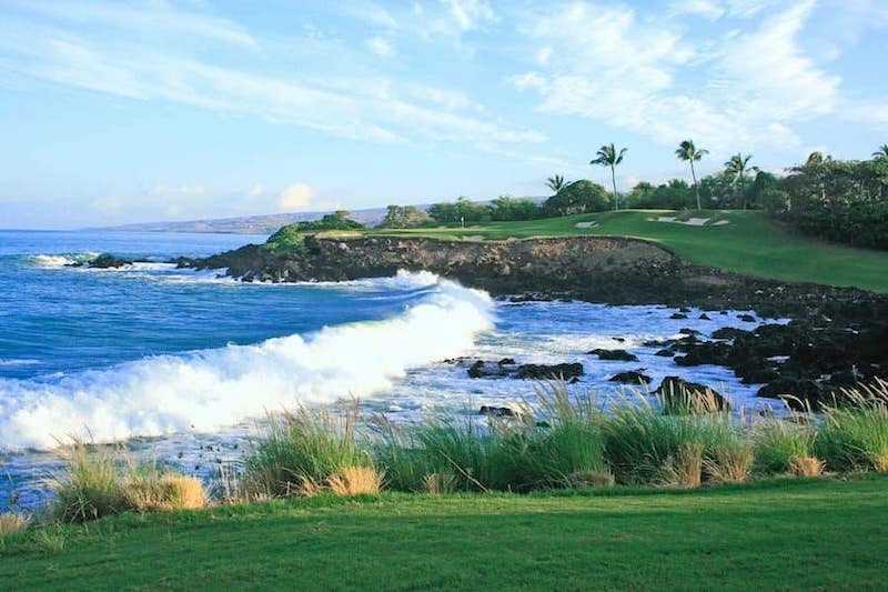 4 of the Best Big Island Golf Courses Worth Playing (Hawaii)