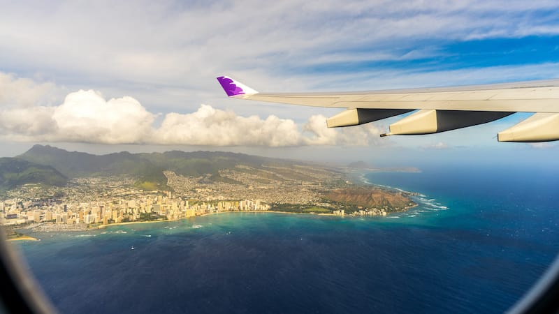 Flying to Hawaii