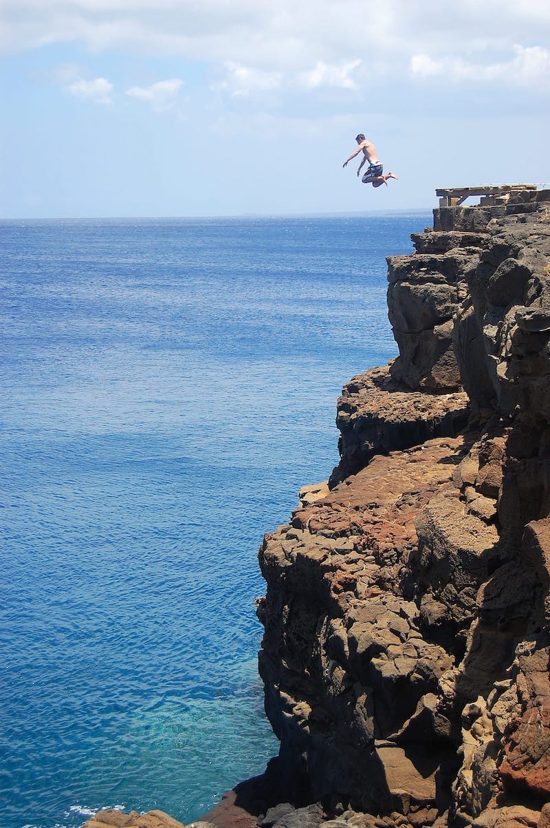 Cliff jumping on the Big Island - South Point