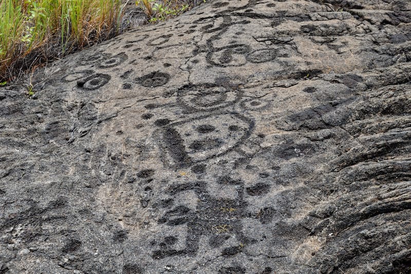 Pu‘uloa Petroglyphs