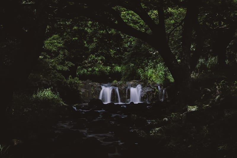 Waikahalulu Falls