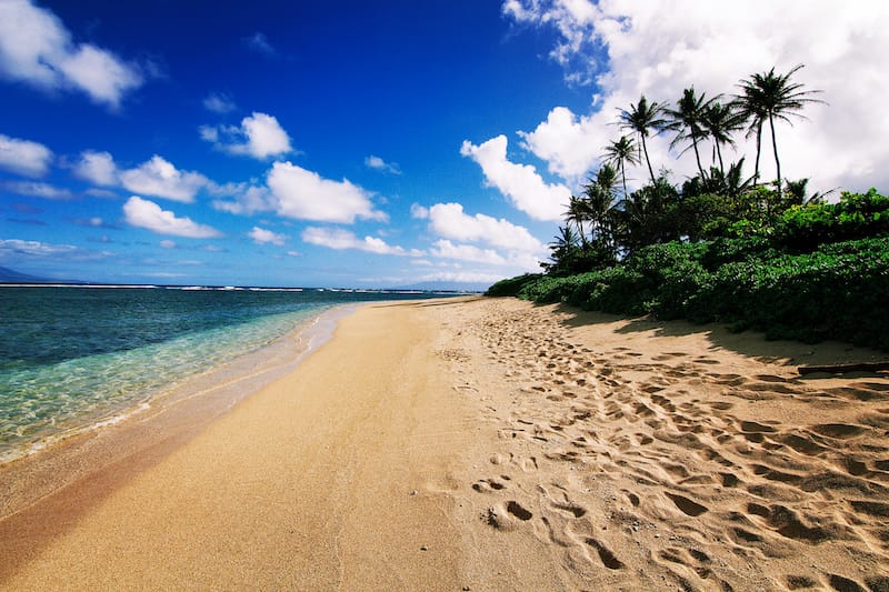 Kumimi Beach (20 Mile Beach)