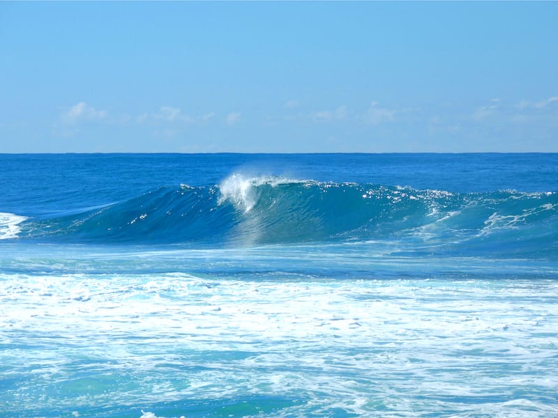 Waves breaking at Kahuku Point