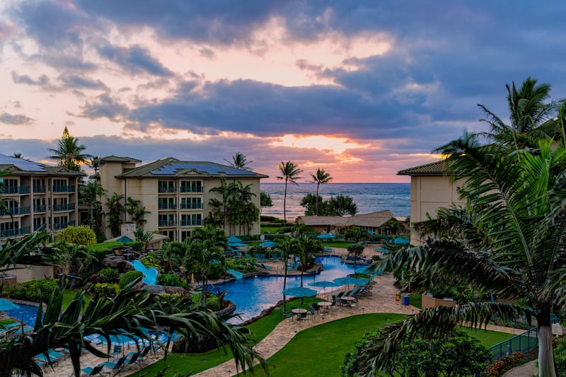 Waipouli Beach via Stan Jones (Shutterstock)