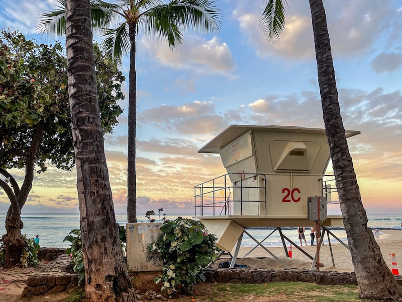 Sunrise at Waikiki Beach in Honolulu