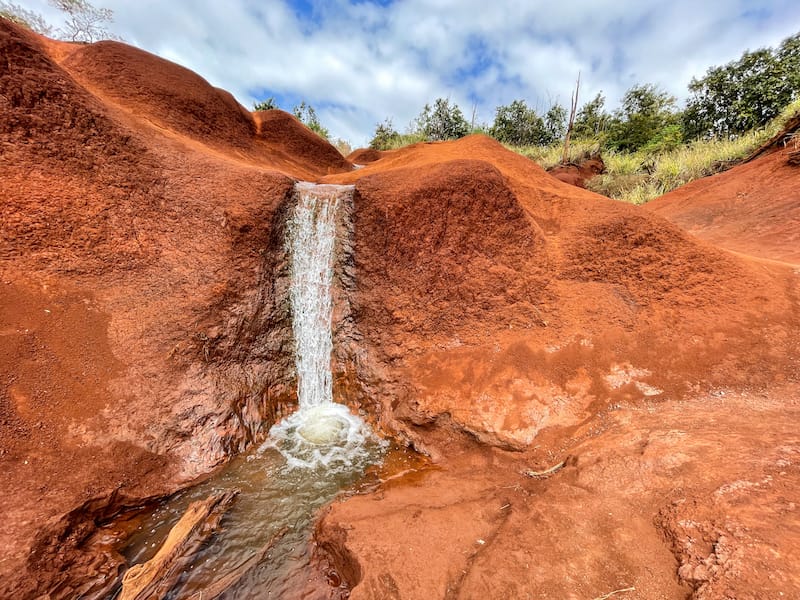 Red Dirt waterfall in Waimea Canyon State Park
