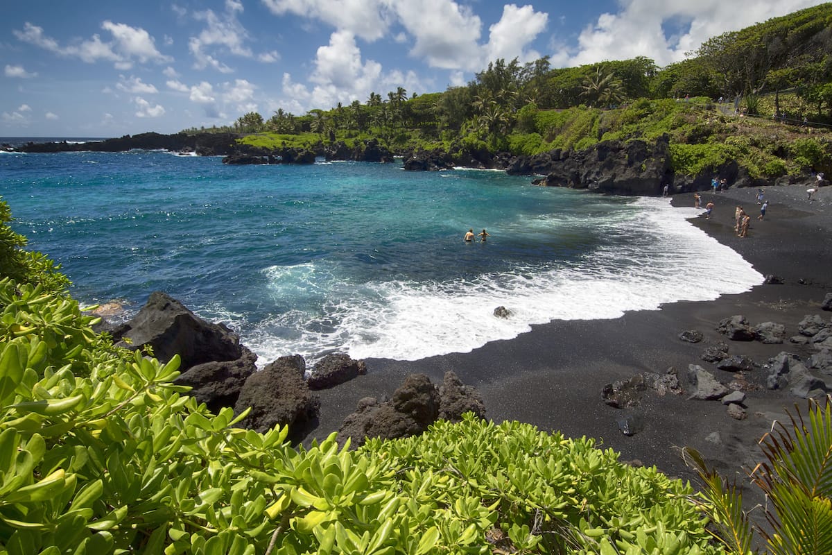 Waianapanapa State Park