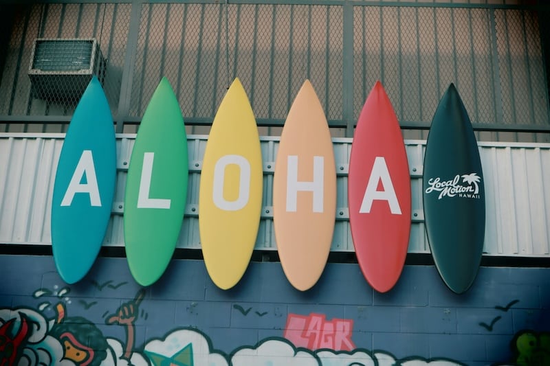 How to Get from Oahu to Maui